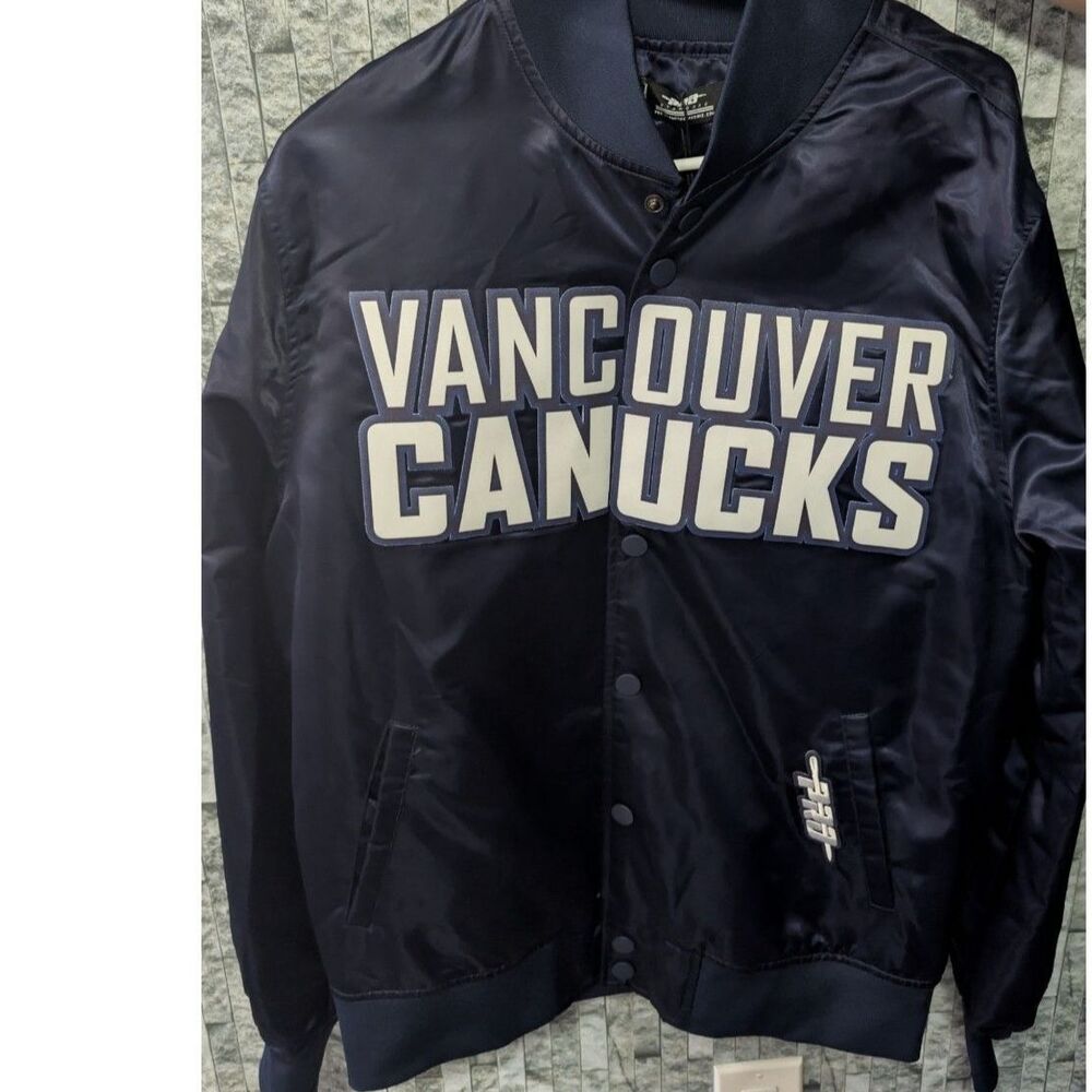 NHL VANCOUVER CANUCKS CLASSIC MEN'S MEDIUM SATIN JACKET (OUT OF STOCK ONLINE)